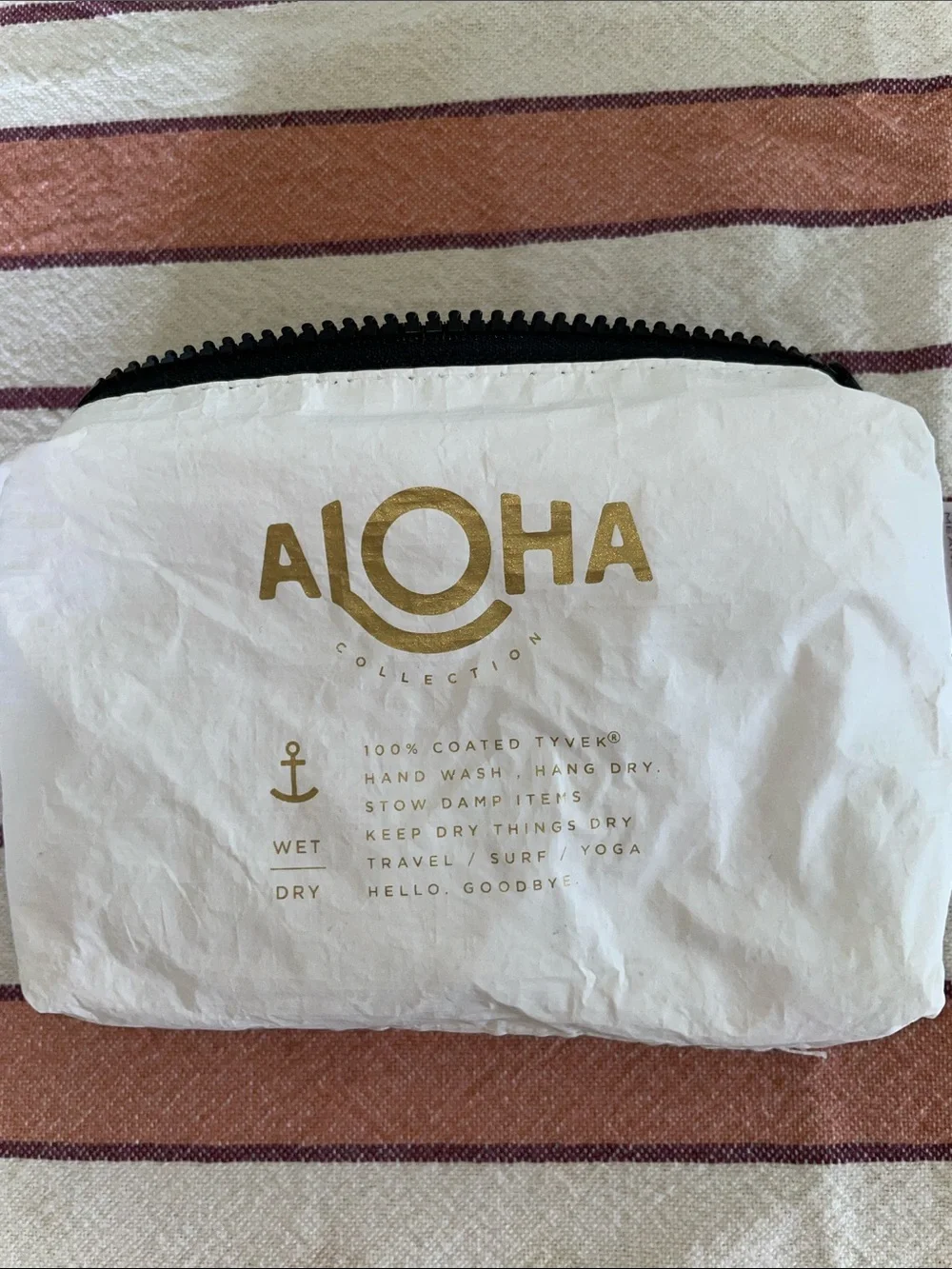 ALOHA Collection small pouch